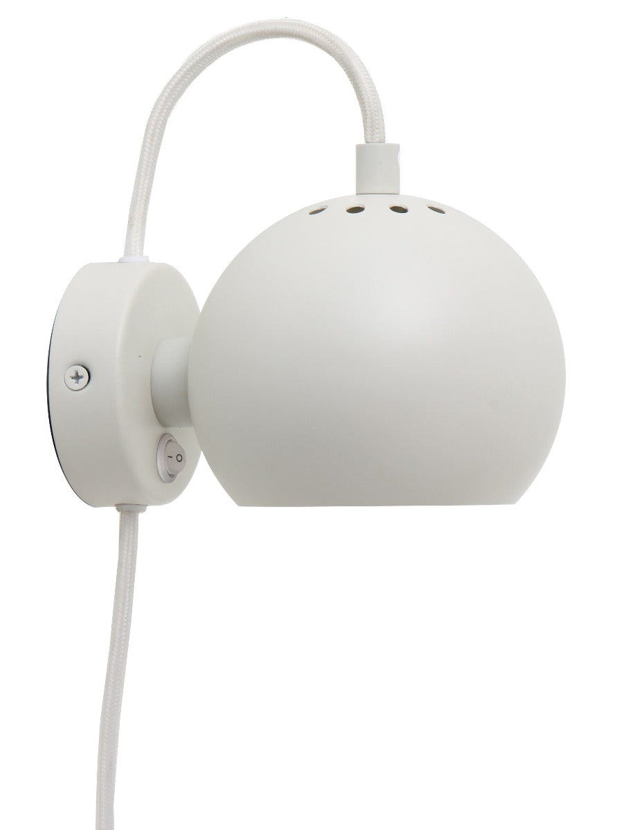 Frandsen Ball Wall væglampe - White Matt - Ø:12 - Bahne